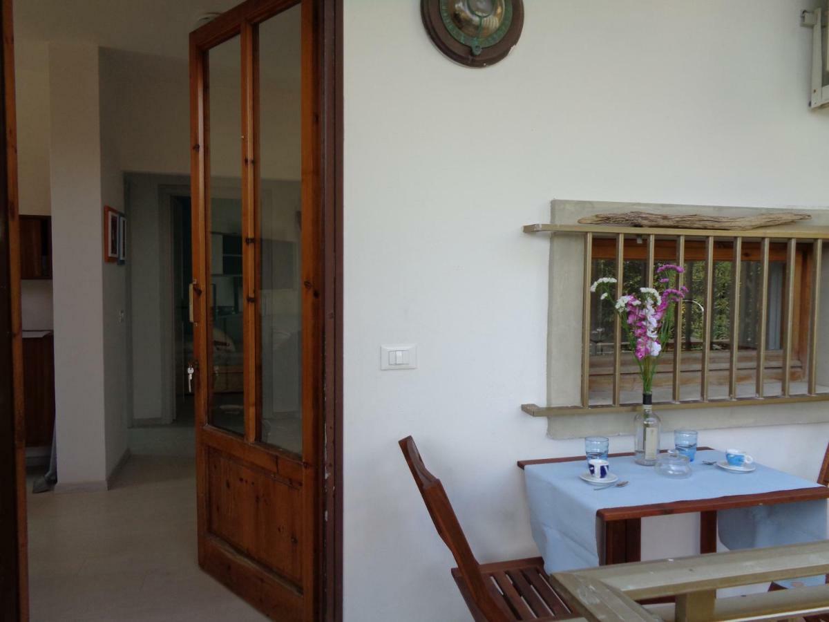 La Casa Di Nina Apartment Quercianella Exterior foto